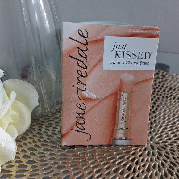Jane Iredale Just Kissed Lip & Cheek Stain ~ ‘FOREVER PINK’ ~ NEW - Picture 2 of 4